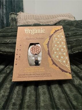 Organic Goodness Madurai Jasmine Scented Bracelet - Rose Gold & Black